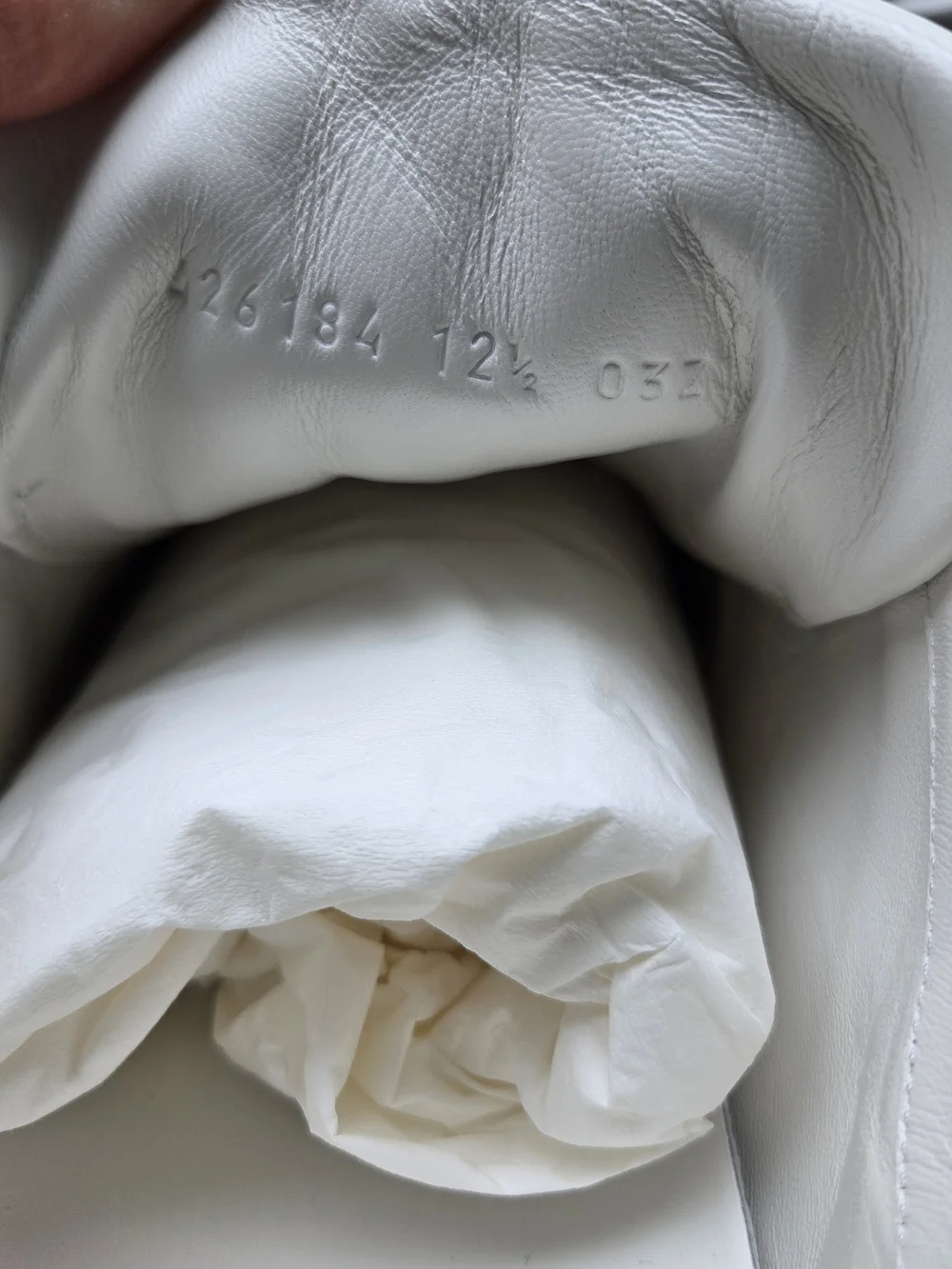 Gucci White Rhyton Leather Sneakers